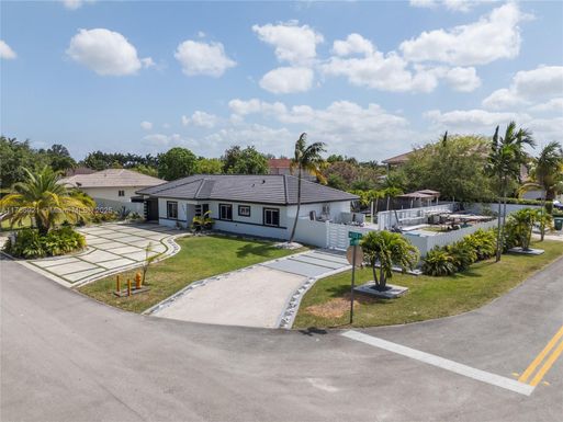 19512 SW 133rd Ave, Miami FL 33177