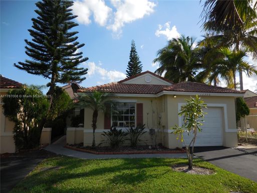 17306 NW 8th St, Pembroke Pines FL 33029