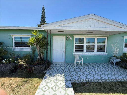 22534 SW 114th Pl, Miami FL 33170