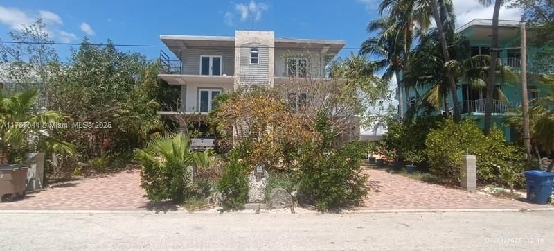 214 Hibiscus Ave, Key Largo FL 33037