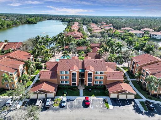 1235 Reserve Way # 107, Naples FL 34105