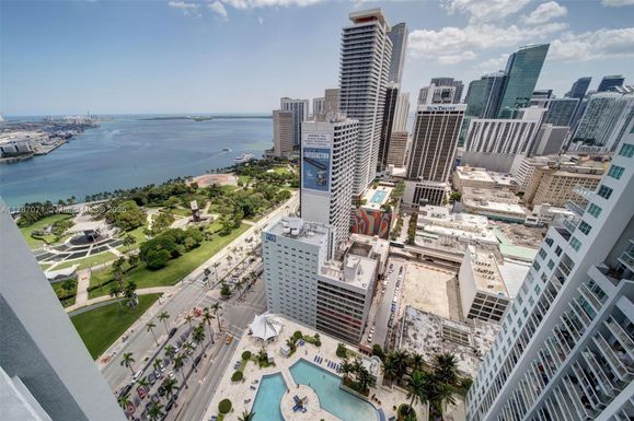244 Biscayne Blvd # 3007, Miami FL 33132