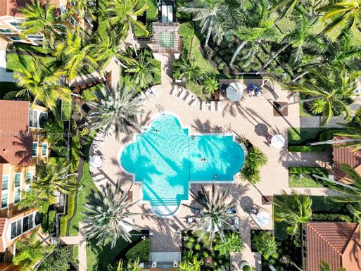 1180 Reserve Way # 207, Naples FL 34105