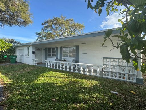 6712 Arbor Dr, Miramar FL 33023