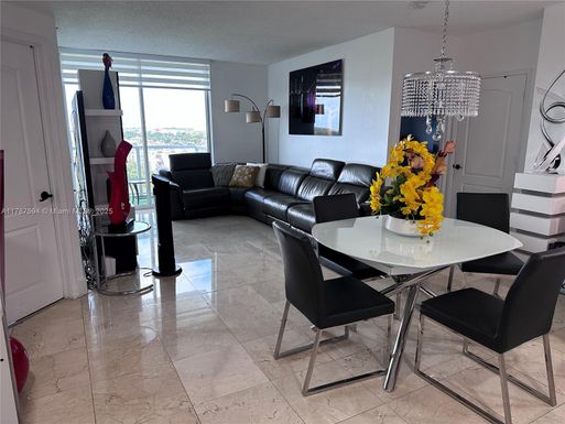 5077 NW 7th St # 1217, Miami FL 33126