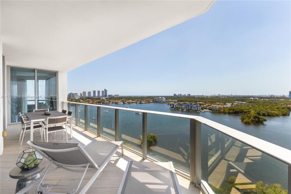 17111 Biscayne Blvd # 1902, North Miami Beach FL 33160