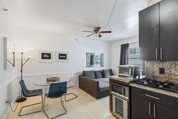 335 Ocean Dr # 310, Miami Beach FL 33139
