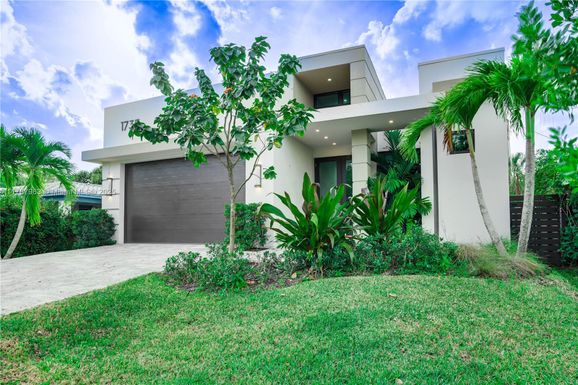 1733 NE 16th Ter, Fort Lauderdale FL 33305