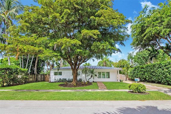 8120 SW 62nd Place, Miami FL 33143