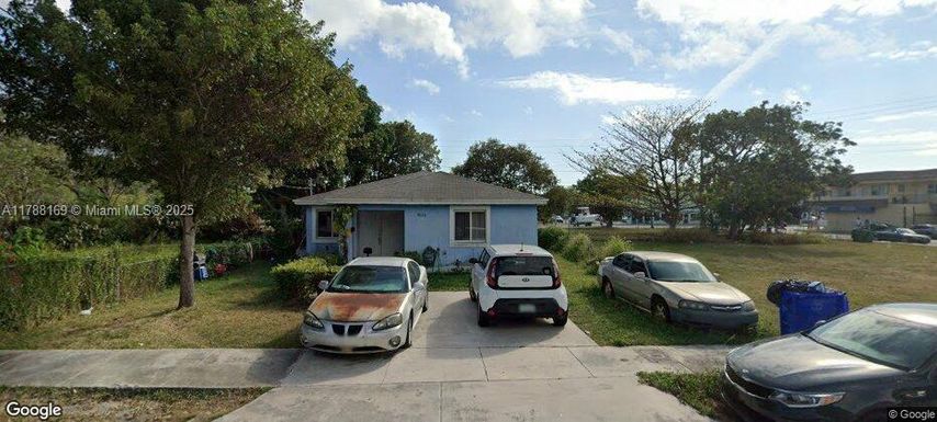 3558 Florida Ave, Miami FL 33133