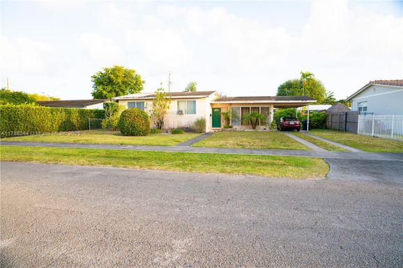 8440 SW 27th Ter, Miami FL 33155