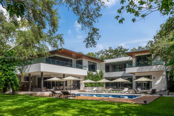 5400 Hammock Dr, Coral Gables FL 33156