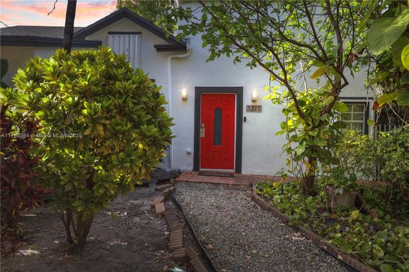 3375 SW 29th Ter, Miami FL 33133