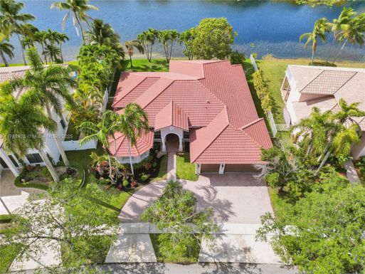 17538 SW 13th Street, Pembroke Pines FL 33029