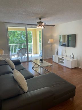 19501 E Country Club Dr # 9506, Aventura FL 33180