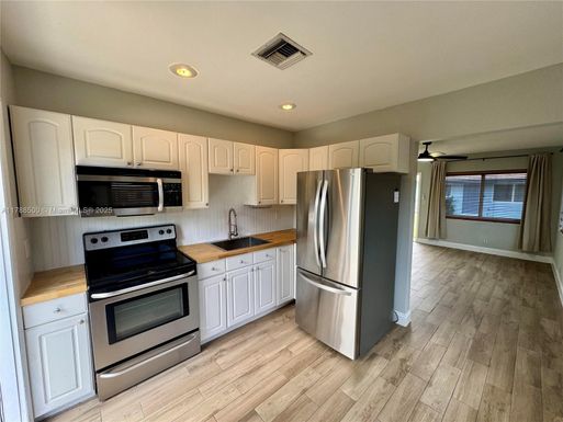 2641 SW 13th Ave, Fort Lauderdale FL 33315