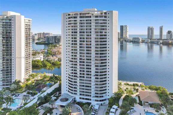 3000 Island Blvd # 706, Aventura FL 33160