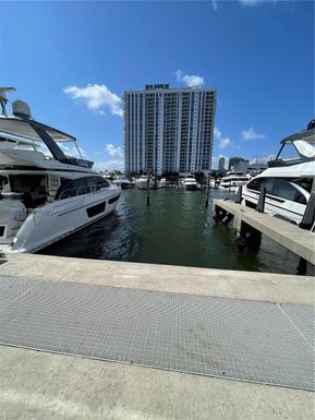 17211 Biscayne Blvd #100, North Miami Beach FL 33160