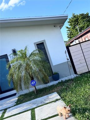 1755 NW 41 Street, Miami FL 33142