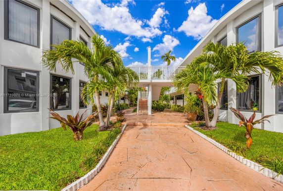 7825 Harding Ave, Miami Beach FL 33141