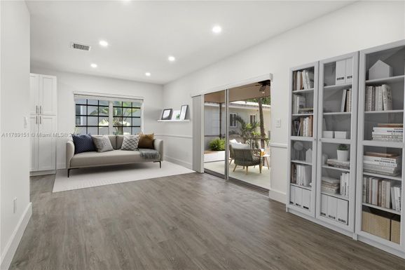 3710 Ponce De Leon Blvd # 3710, Coral Gables FL 33134