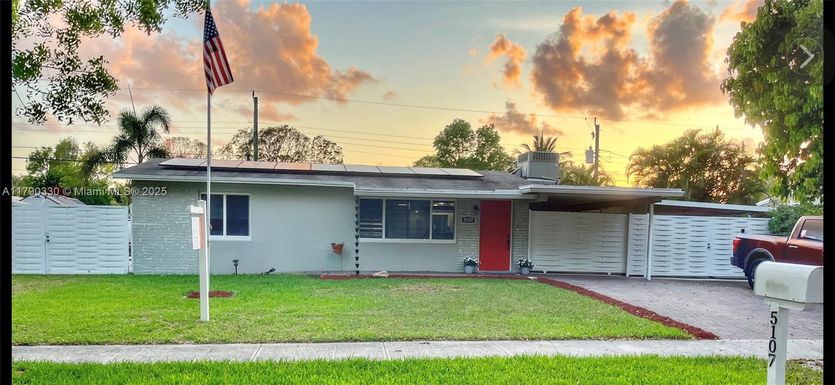 5107 SW 92nd Ave, Cooper City FL 33328