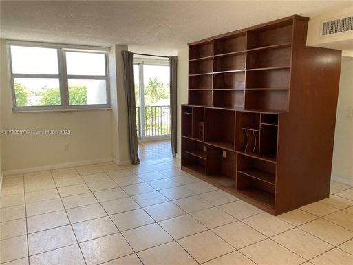 9411 SW 4th St # 404, Miami FL 33174