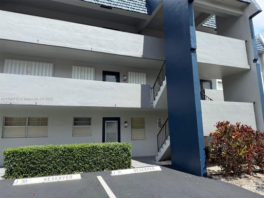 7797 Golf Cir Dr # 102, Margate FL 33063