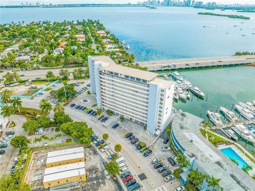 7904 West Dr # 203, North Bay Village FL 33141