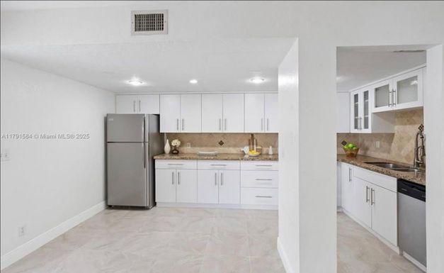 8091 NW 12th St # H, Margate FL 33063