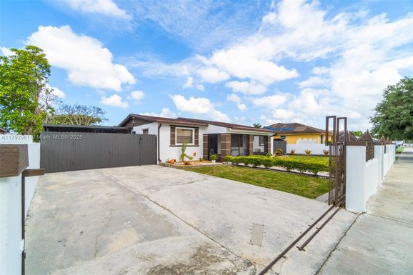 30021 SW 160th Ave, Homestead FL 33033