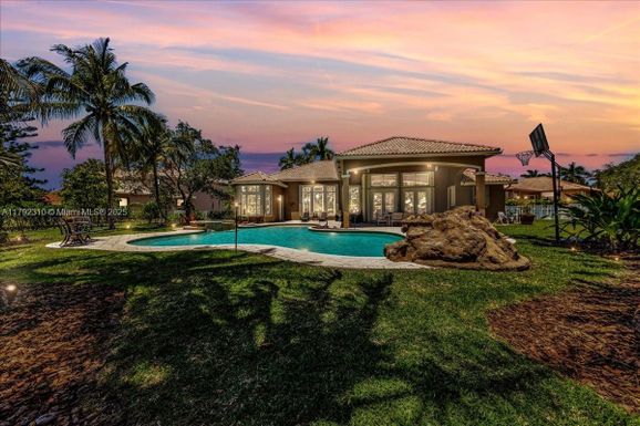 13702 NW 11th Ct, Pembroke Pines FL 33028