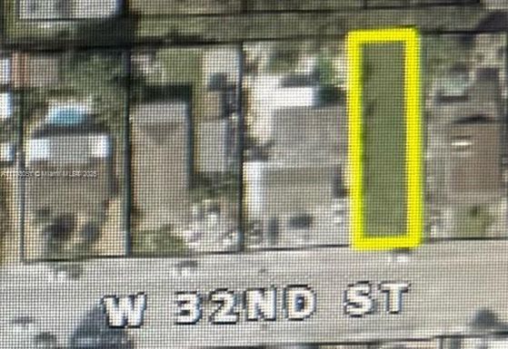 137 W 32 ST, Hialeah FL 33012