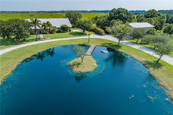 14750 101st St, Fellsmere FL 32948