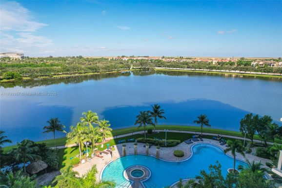 2641 N Flamingo Rd # 1205N, Sunrise FL 33323