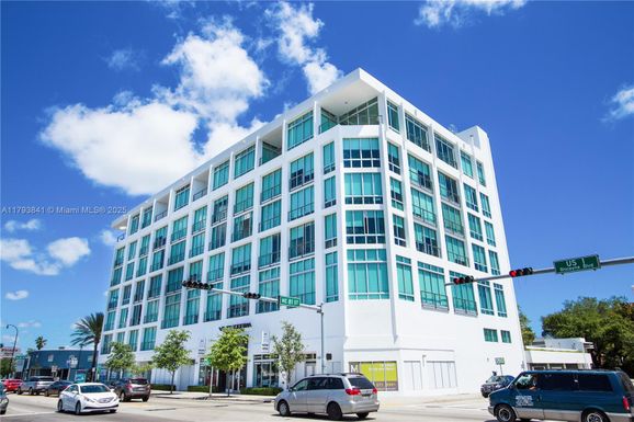 8101 Biscayne Blvd # 613, Miami FL 33138