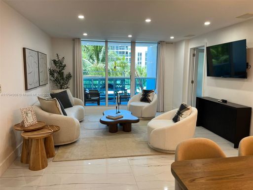 2301 Collins Ave # 326, Miami Beach FL 33139