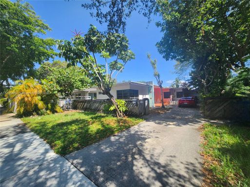 2323 SW 20th St, Miami FL 33145