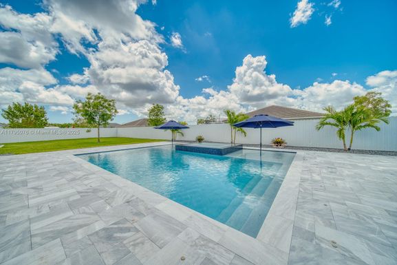 15978 SW 276th St, Homestead FL 33031