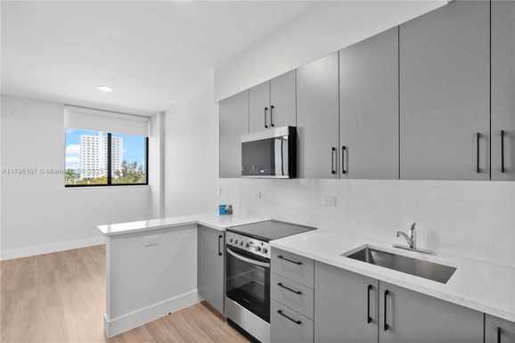 1559 NW 15th Street Rd # 307, Miami FL 33125