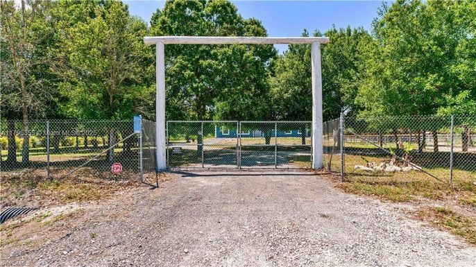 630 N Willow Street, Clewiston FL 33440