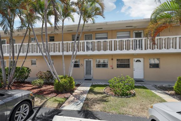 2164 NE 1st Way # 103, Boynton Beach FL 33435