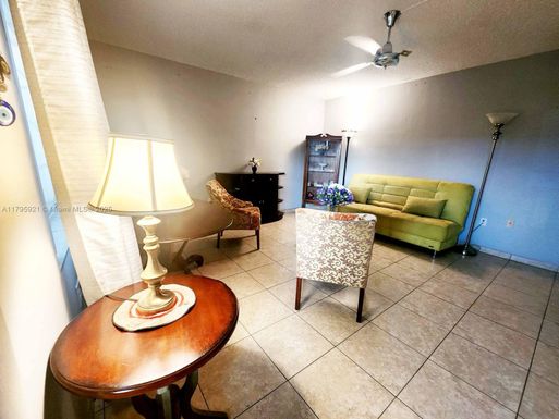 16901 NE 13th Ave # 209, Miami FL 33162