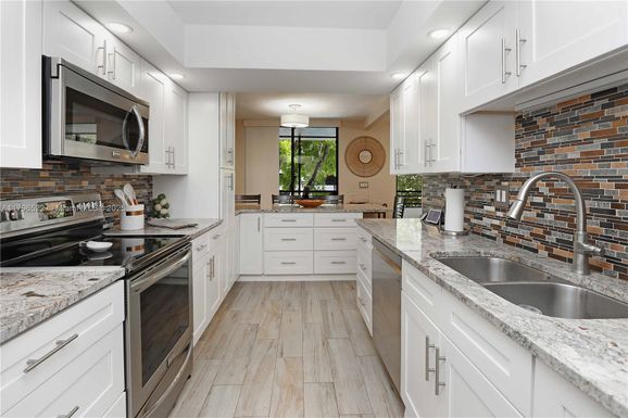 1490 Sheridan St # 26A, Hollywood FL 33020