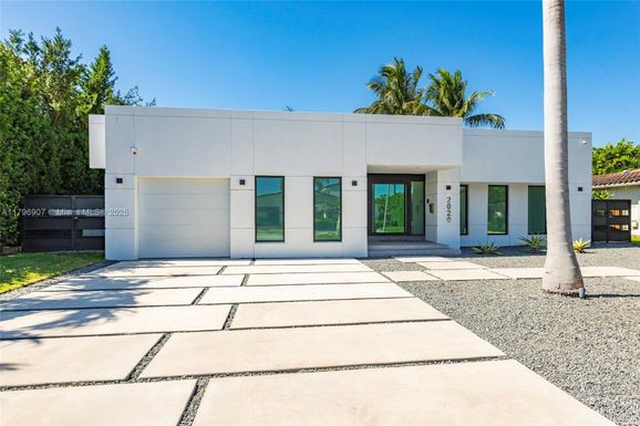 2020 NE 121st Rd, North Miami FL 33181