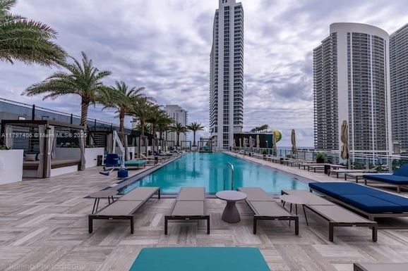 4010 S Ocean Dr # T3501, Hollywood FL 33019