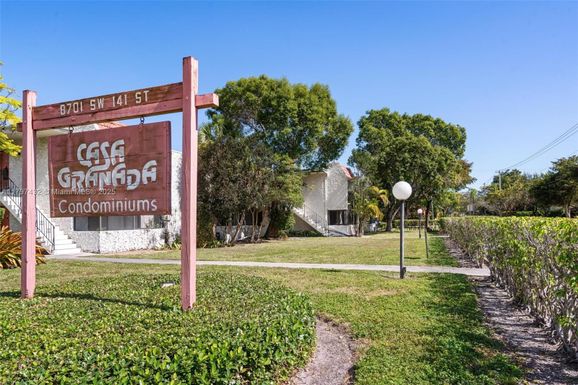 8701 SW 141st St # K1, Palmetto Bay FL 33176