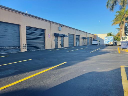 10412 SW 184th Ter, Miami FL 33157