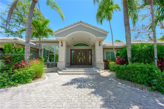 16001 SW 77th Ct, Palmetto Bay FL 33157