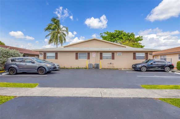 5321 NW 22nd St, Lauderhill FL 33313